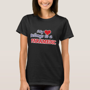 T-shirt Mon coeur appartient à un infirmier