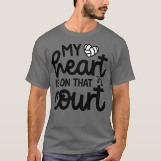 T-shirt Mon Coeur Est Sur Ce Court Volleyball Maman Mignon