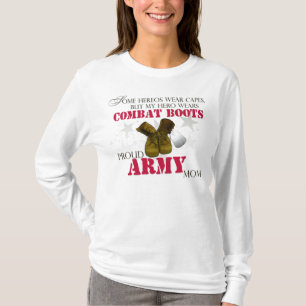 T-shirt Mon héros porte des bottes de combat - maman