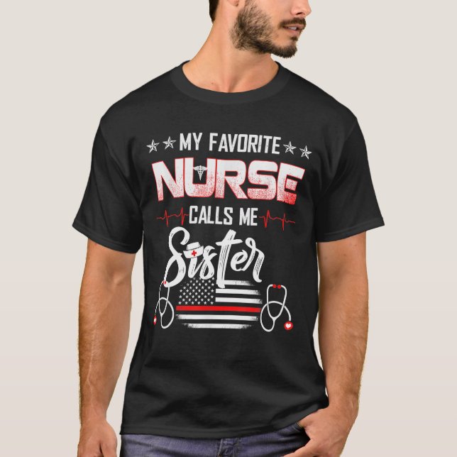 T-shirt Mon infirmière préférée m'appelle Soeur Infirmière (Devant)