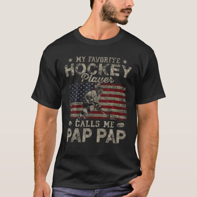 T-shirt Mon Joueur De Hockey Favori M'Appelle Pap Pap Père (Devant)