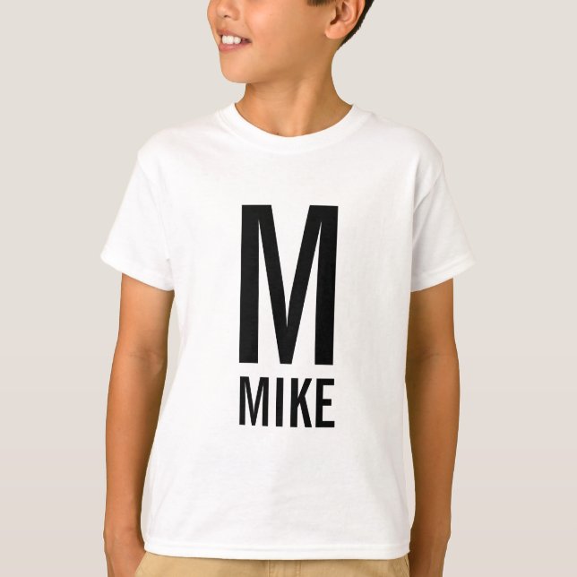 T-shirt Monogramme et nom personnalisés modernes (Devant)