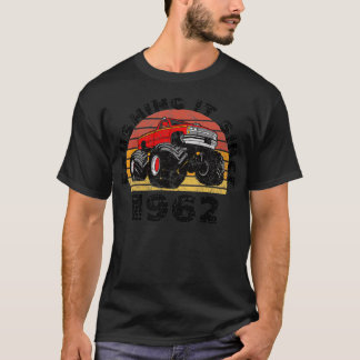 T-shirt Monster Truck Driver Crushing It Since 1962 Birthd