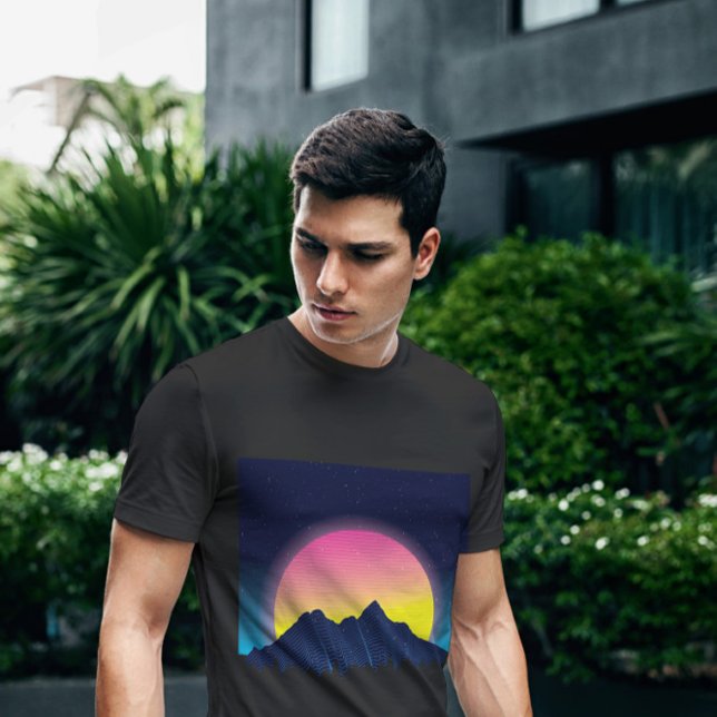 T-shirt Monts Retrowave (Créateur téléchargé)