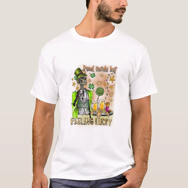 T-shirt Mort À L'Intérieur Mais Sentent Lucky (Devant)