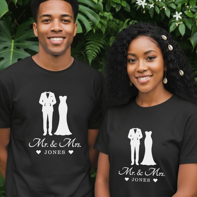 T-shirt Mr & Mrs Wedding Dress Tuxedo Newlywed Couple (Mr & Mrs Wedding Dress Tuxedo Newlywed Couple T-Shirt
)