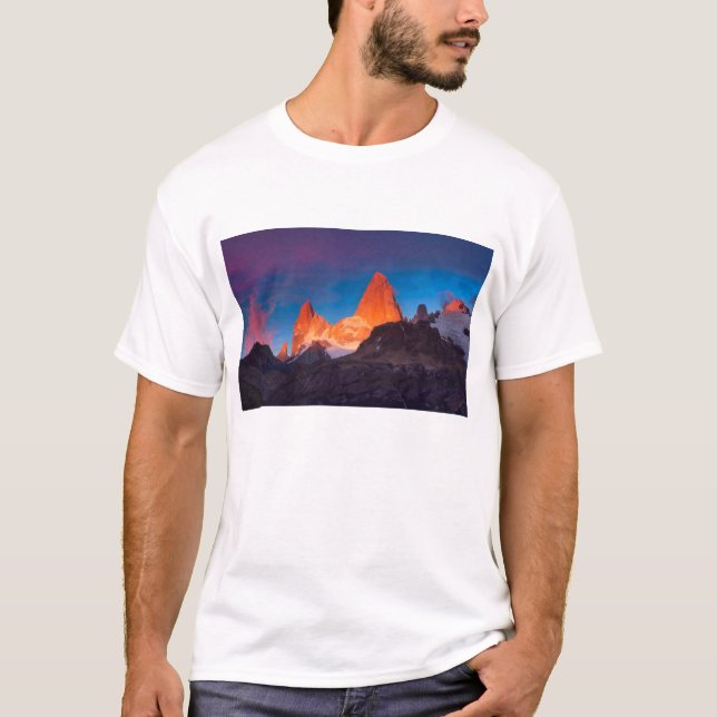 T-shirt Mt Fitz Roy au lever de soleil (Devant)
