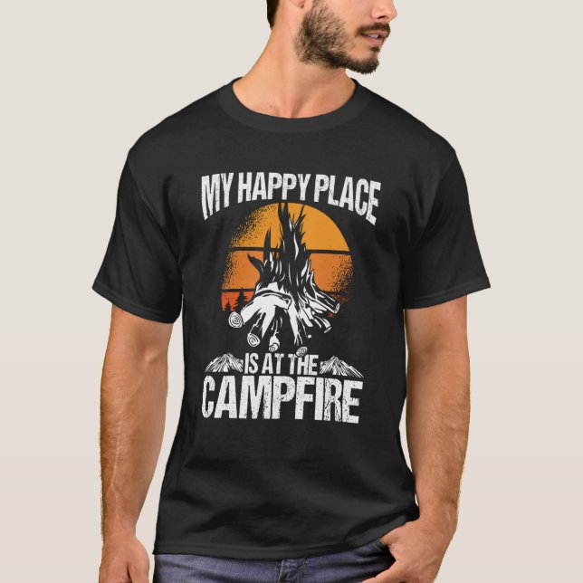 T-shirt My Happy Place Is A The Campfire Camping (Devant)