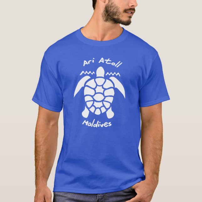 T-shirt Nager avec des tortues aux Maldives sur l'atoll d' (Devant)