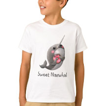 Narwhal timide avec le beignet