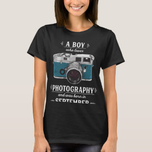 T-shirt Ne jamais sous-estimer un garçon qui aime la photo