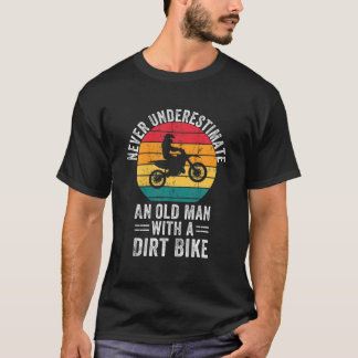 T-shirt Ne Sous-Estimez Jamais Un Vieux Homme Avec Un Gr D