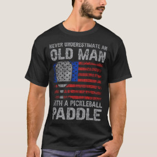 T-shirt Ne Sous-Estimez Jamais Un Vieux Homme Avec Un Pick