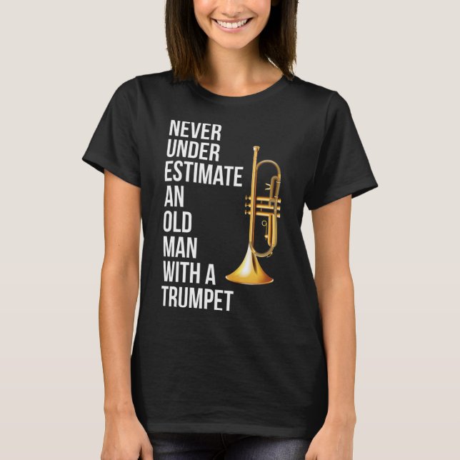 T-shirt Ne Sous-Estimez Jamais Un Vieux Homme Avec Un Prém (Devant)
