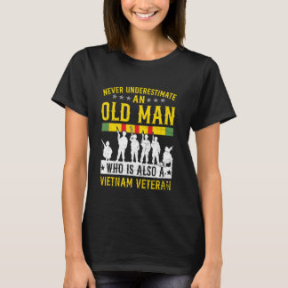 T-shirt Ne Sous-Estimez Jamais Un Vieux Homme Qui Est Égal