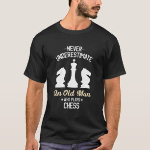 T-shirt Ne Sous-Estimez Jamais Un Vieux Homme Qui Joue À L