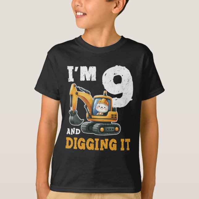 T-shirt Neuf 9ans 9e anniversaire Digger Boy Construction (Devant)