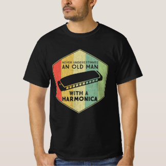 T-shirt Never Underestimate An Old Man With A Harmonica