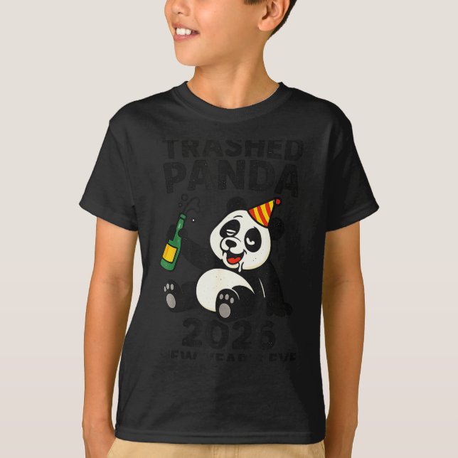 T-shirt New Years Eve 2026 Trashed Panda Premium  (Devant)