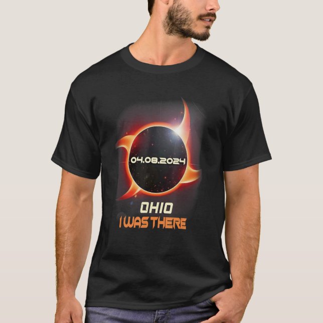 T-shirt Ninja Shuriken Total Éclipse Solaire 2024 Ohio (Devant)
