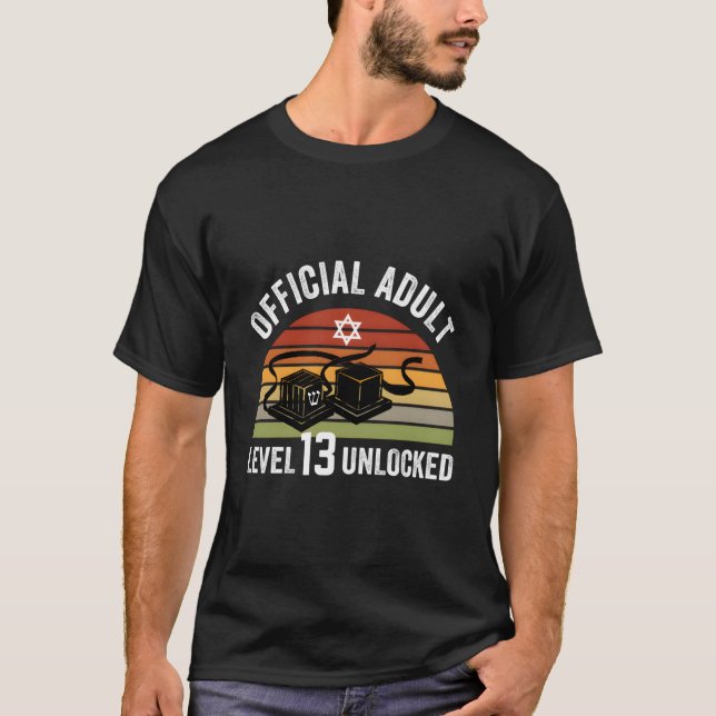 T-shirt Niveau 13 Déverrouillé Officiel 13E Bar Juif Mitzv (Devant)