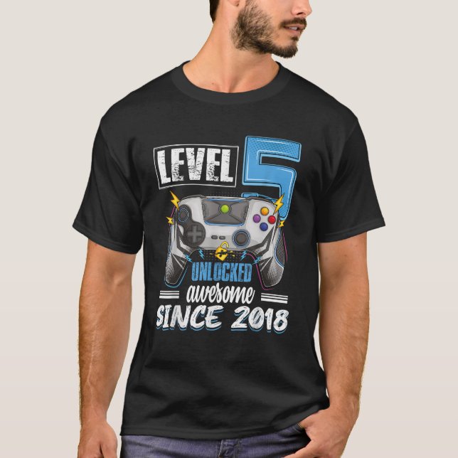 T-shirt Niveau 5 Déverrouillé Awesome 2018 5e anniversaire (Devant)