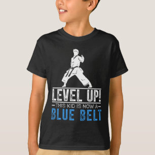 T-shirt Niveau supérieur ! Cet enfant reçoit désormais un 
