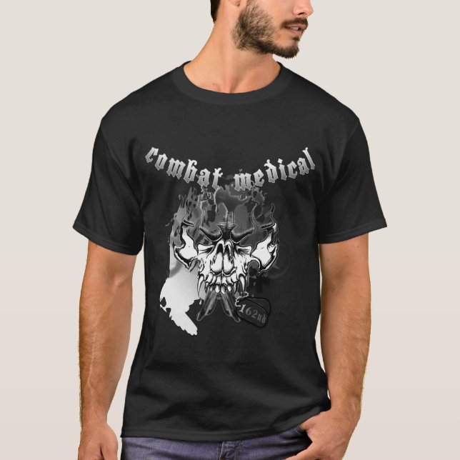 T-shirt Noircissez la pièce en t Médicale du 162nd combat (Devant)