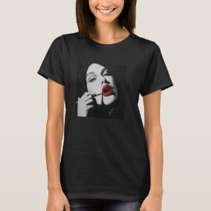 T-shirt nonne rebelle avec rouge à lèvres, nonne rebelle