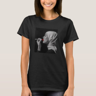 T-shirt nonne rebelle avec rouge à lèvres, nonne rebelle