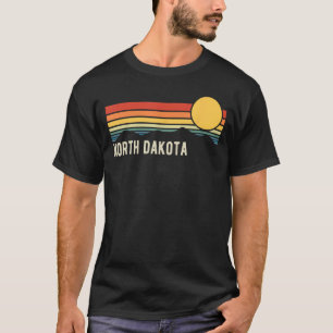 T-shirt North Dakota USA Retro Sunset Style Design