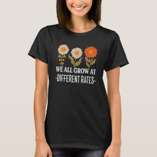 T-shirt Nous Augmentons Tous À Des Taux Différents Pour Re