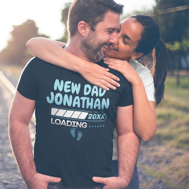 T-shirt Nouveau papa Chargement Funny Nom personnalisé Ann (New Dad Loading Funny Custom Name Year T-Shirt)