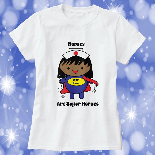 T-shirt Nurse Black sont une super reconnaissance de héros (A shirt featuring a black female nurse and the text, "Nurses Are Super Heroes")