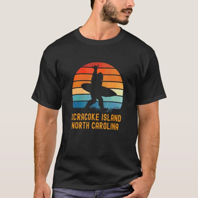T-shirt Ocracoke Island North Carolina Sasquatch Souvenir (Devant)