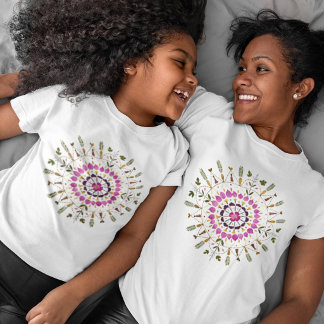 T-shirt Œuvre d'art girly unique mandala fleurs pressées