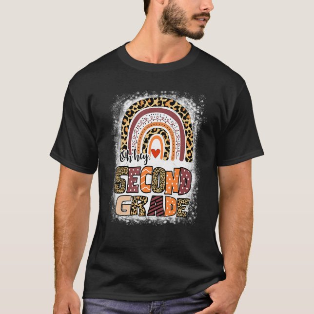 T-shirt Oh Hey Leopard de 2e année Rainbow Bleached Back (Devant)