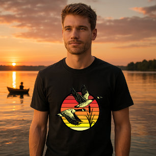 T-shirt Oie volante et coucher de soleil rétro