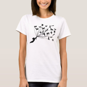 T-shirt Oiseaux de vol sur la chemise de ficelles