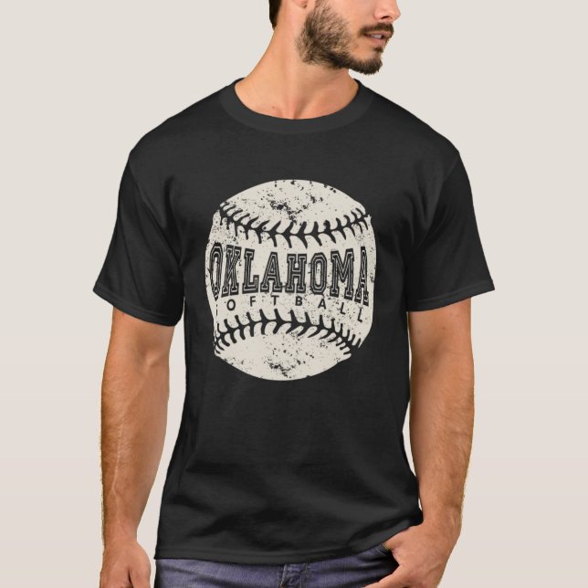 T-shirt Oklahoma Softball Ball (Devant)
