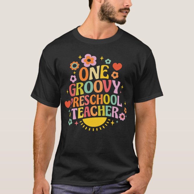 T-shirt One groovy preschool teacher (Devant)