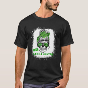T-shirt One Lucky Sister Messy Bun Skull Leopard St Patric