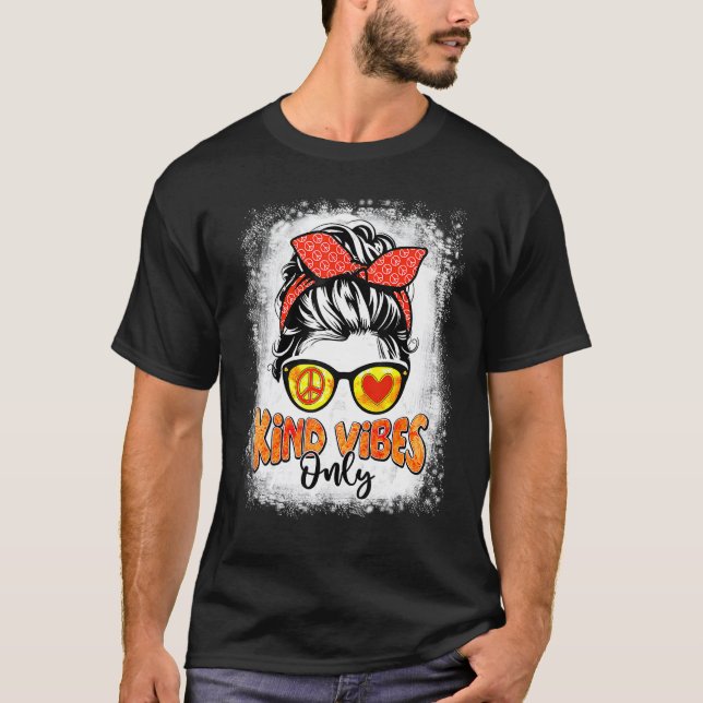 T-shirt Orange Pour Femmes Messy Bun Vibes Genre Uniquemen (Devant)
