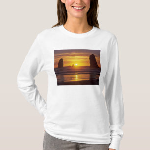 T-shirt OU, côte de l'Oregon, Cannon Beach, stacks à 2
