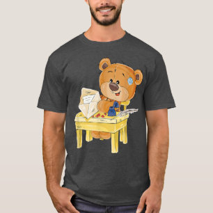T-shirt Ours brun mignon assis sur une chaise