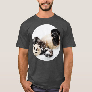T-shirt Ours de panda allongé dans la neige Pandorasboxkid