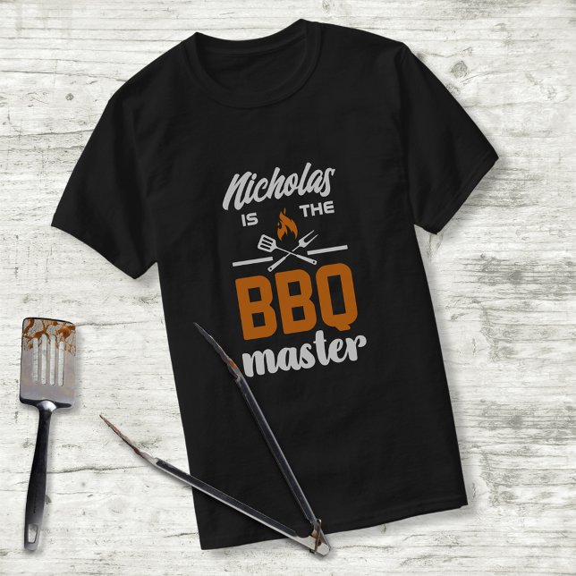 T-shirt Outils de grillage maître BBQ Typographie personna (Créateur téléchargé)