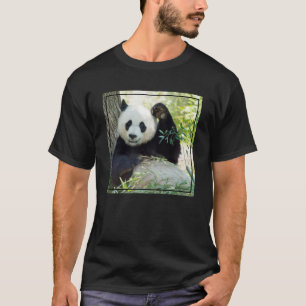 T-shirt Panda géant se reposant contre l'arbre