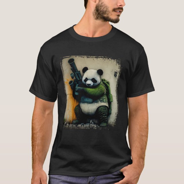 T-shirt Panda Warrior Holding Rocket Launcher Distressed W (Devant)