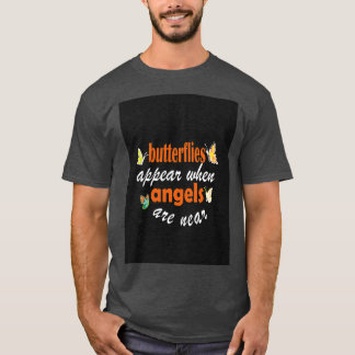 T-shirt papillons apparaissent lorsque les anges sont près